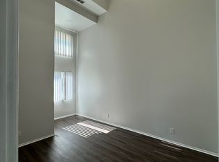 14931 Magnolia Blvd APT 3, Sherman Oaks, CA 91403