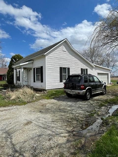 2nd image of 942 N State Route 729