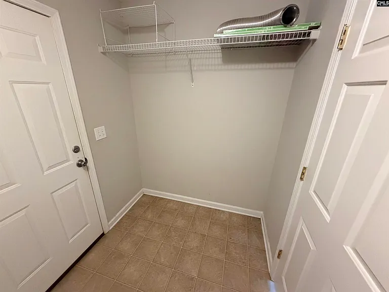 5 Redbrush Ct — Photo 32