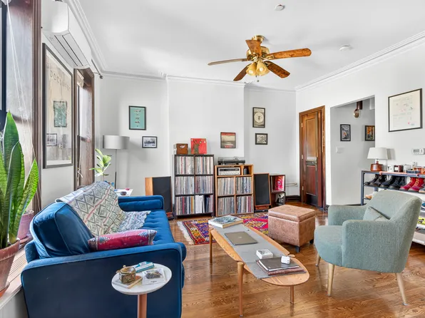 289 Putnam Avenue image 11 of 14