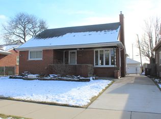 8160 Warren Blvd, Center Line, MI 48015