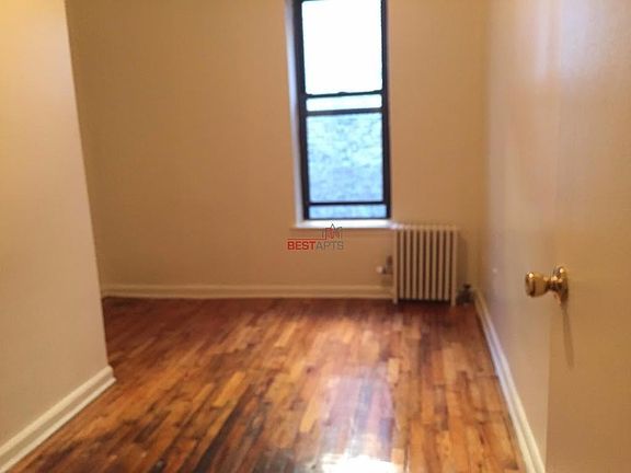 5th image of 226 E 29th St APT 6D