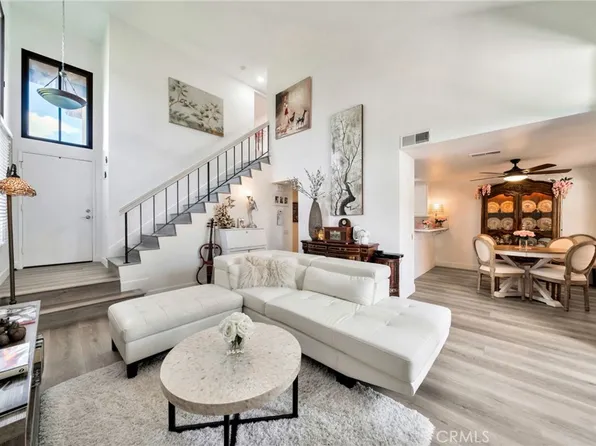 5151 Walnut Ave APT 34, Irvine, CA 92604