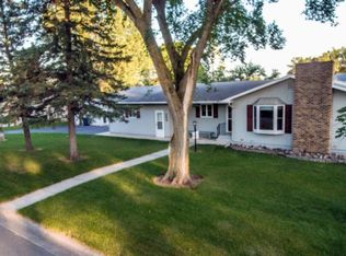 304 E Cedar Ave, Fergus Falls, MN 56537