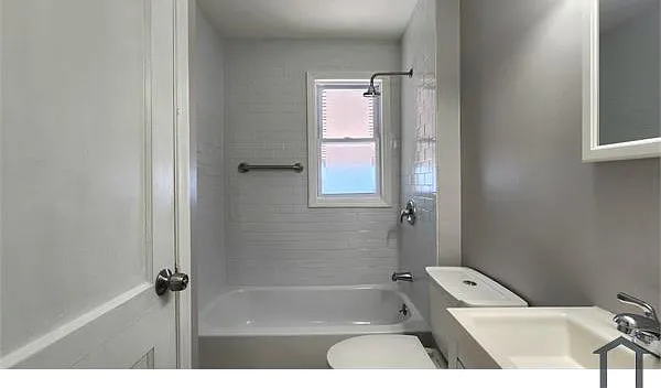 2 bed, 1300 sqft, $1,750 — Photo 3