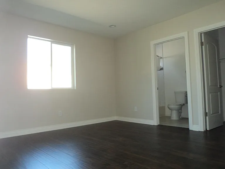 Big size bedroom