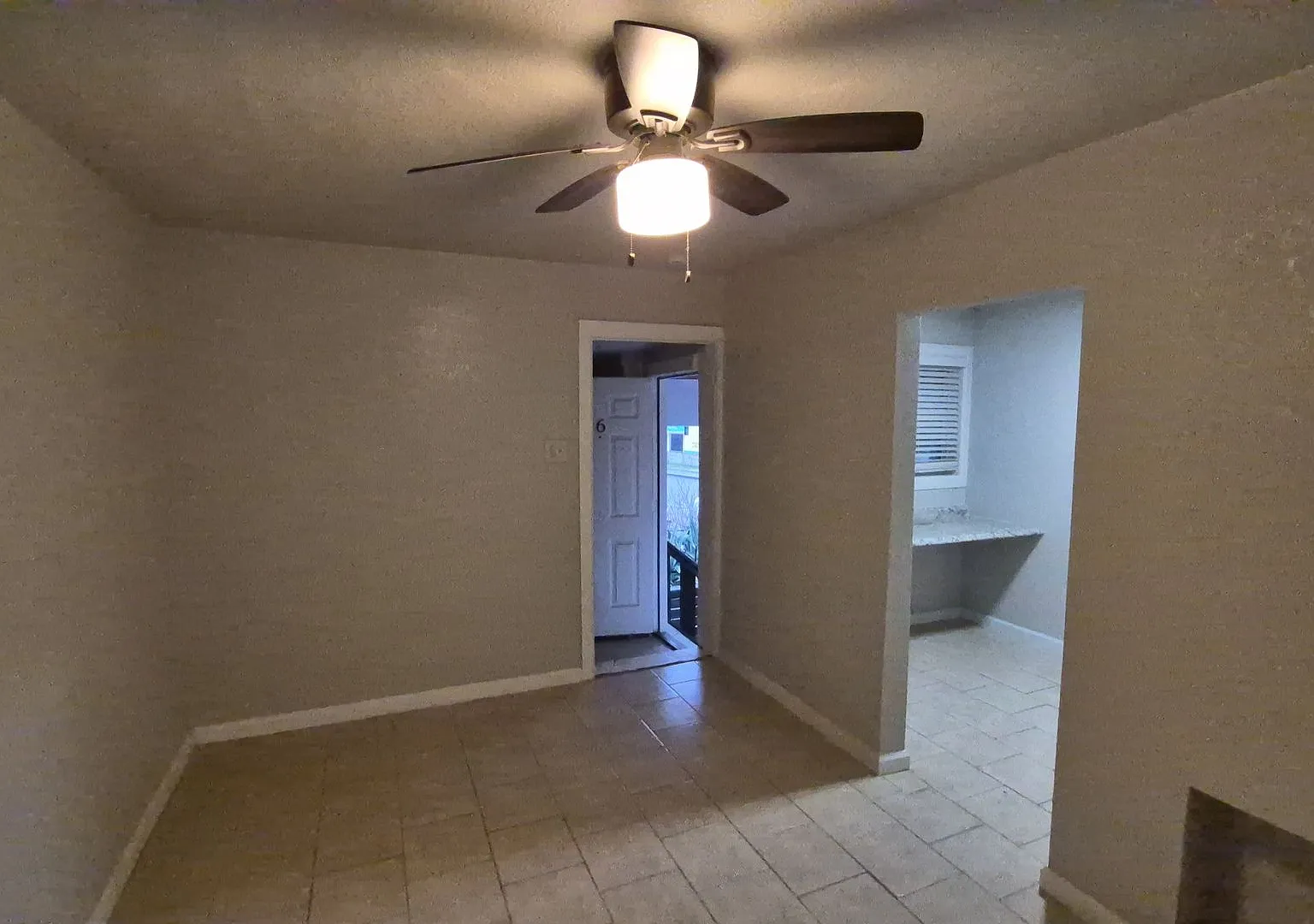 115 Caldwell St. #6, San Antonio, TX. 78223 — Photo 3