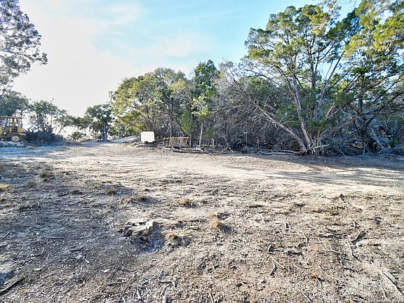 5th image of 904 Olympic Dr LOT 2