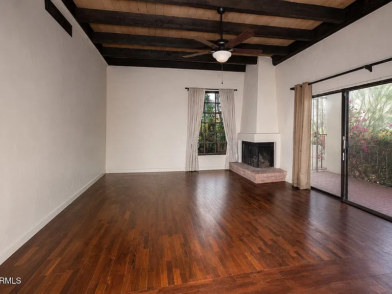 6900 N Highlands Dr — Photo 4