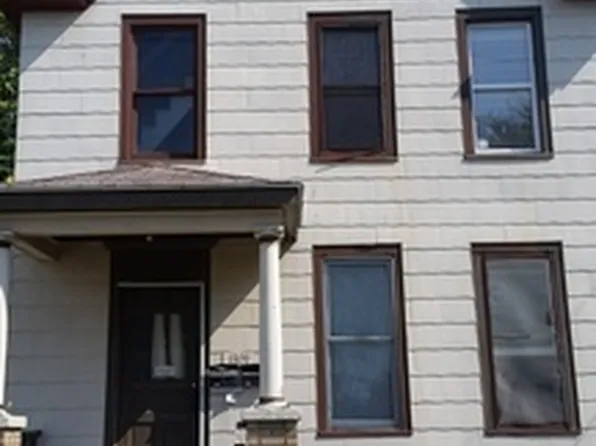 1314 11th Street, 1314 11th St #1, Moline, IL 61265