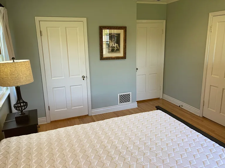 3847 Myrtle Ave — Photo 4