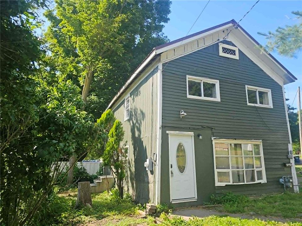 1st image of 6049 Lake St