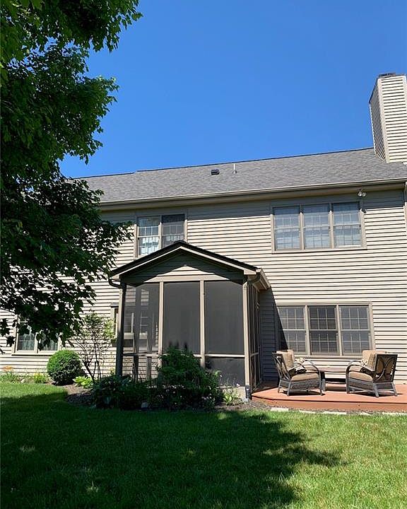 2nd image of 10807 Weston Dr