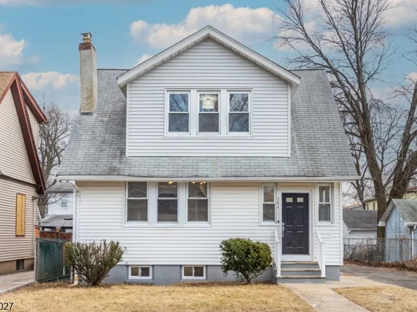 184 Oak St, East Orange City, NJ 07018