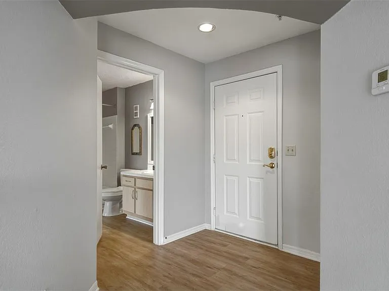 7300 Westpointe Blvd #725 — Photo 4
