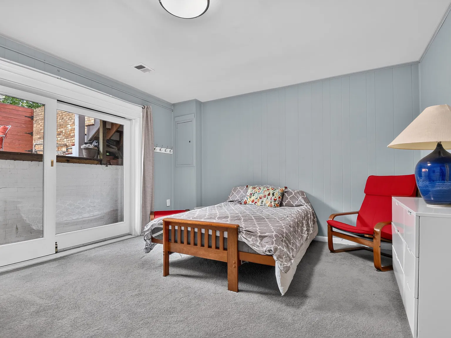 1 bed, 585 sqft, $2,170 — Photo 1