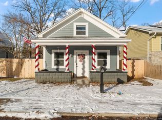 303 Union St, Valparaiso, IN 46383