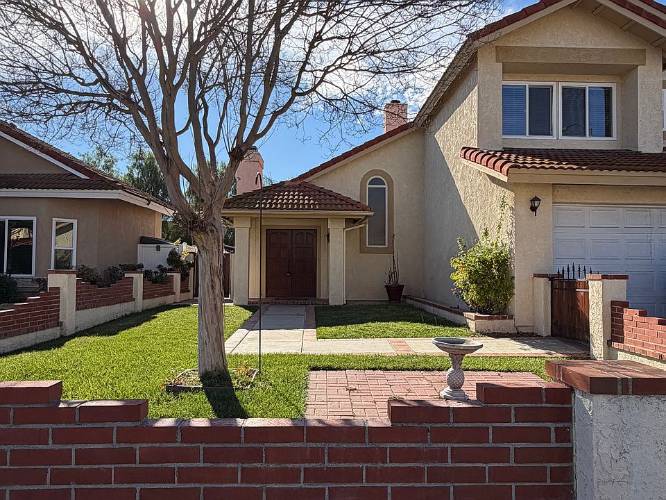 1st image of 24473 Tuscola Cir