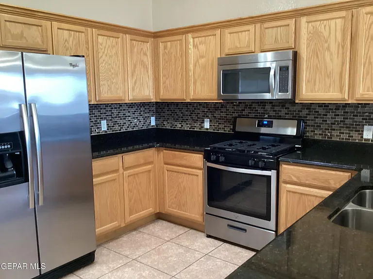 5925 Speyside Dr — Photo 8