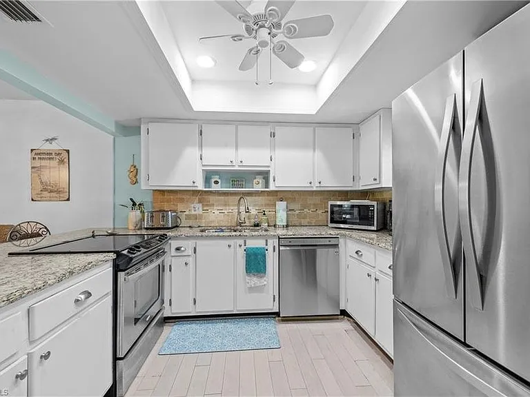 6725 Winkler Rd #C203 — Photo 31