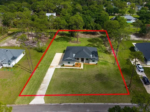 10630 Sugar Pine Dr, Fort Pierce, FL 34945