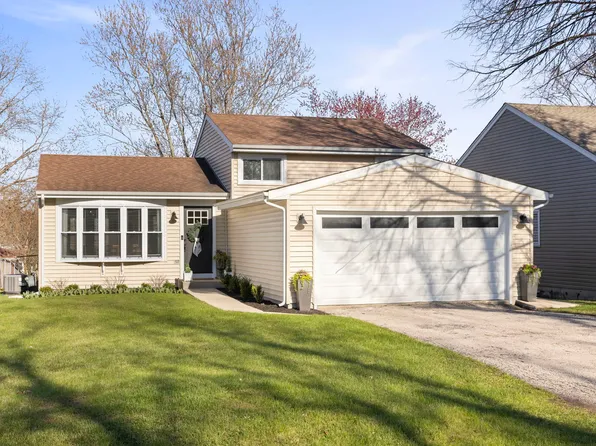 0N081 Pleasant Hill Rd, Wheaton, IL 60187