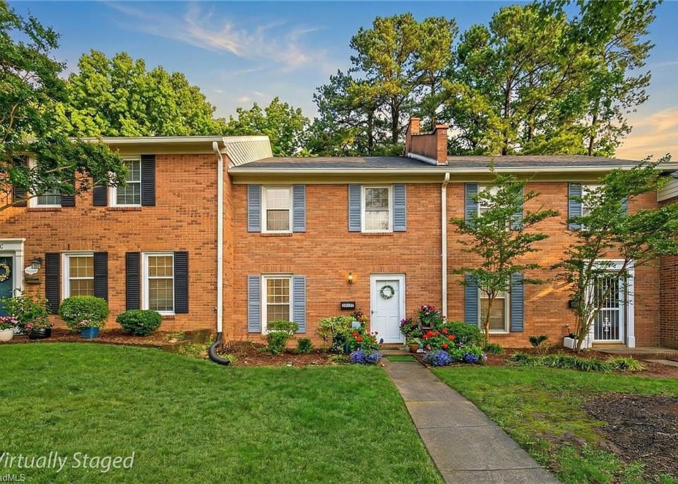 1st image of 3949 E Valley Ct Unit C
