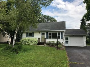 112 Bennett Rd, Camillus, NY 13031