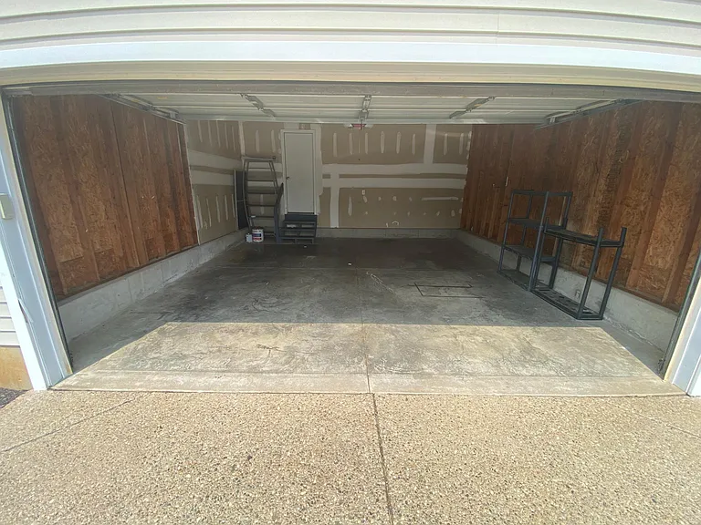 14204 Victory Ridge Dr — Photo 34
