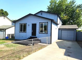 218 E 8th Pl, Kennewick, WA 99336