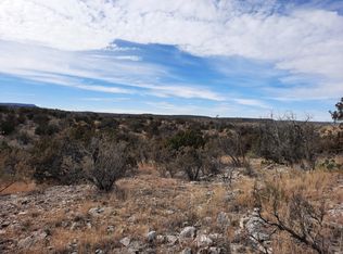 29597 W Crescent Ln, Seligman, AZ 86337