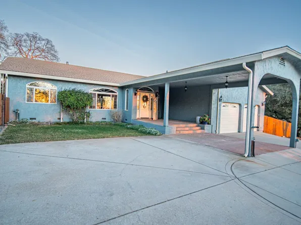 10380 E Lime Kiln Rd, Grass Valley, CA 95949