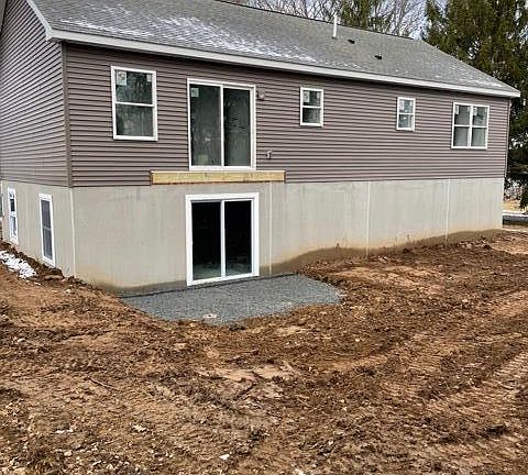 2nd image of 7 Lupine Ave