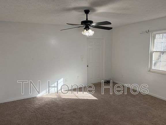 3rd image of 1911 Laurans Ave