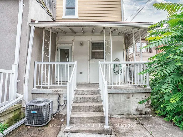 401 Crawford St #BASEMEN — Photo 2