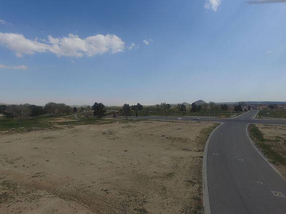 3rd image of Constitution Dr