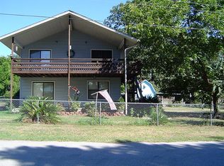 221 5th Ave, Onalaska, TX 77360