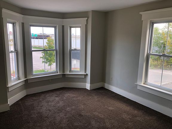 3rd image of 34-36 School St #2E