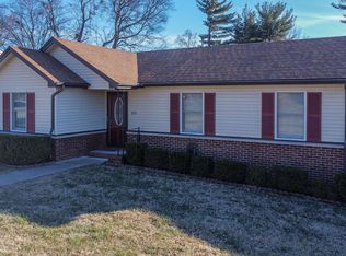 215 Seminole Dr, Paducah, KY 42001