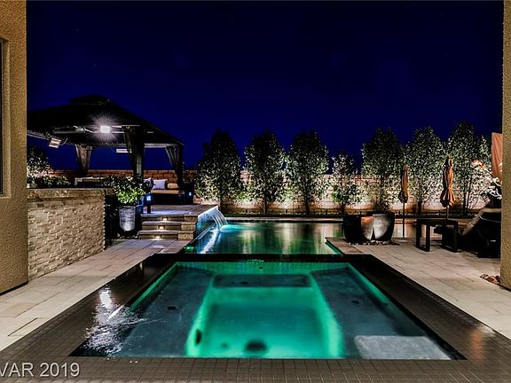 3rd image of 62 Pristine Glen St