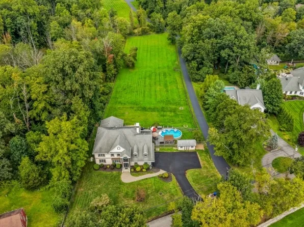 24 W Sunset Rd, Pequannock Twp., NJ 07444