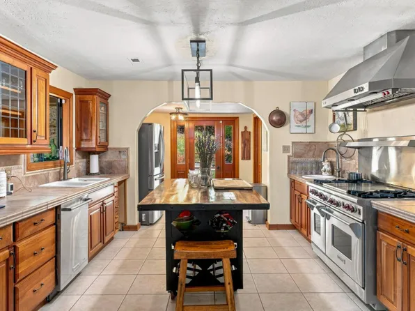 3991 Eastside Calpella Road, Ukiah, CA 95482