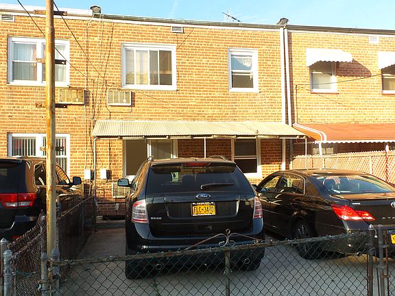 3rd image of 2078 E 53rd Pl