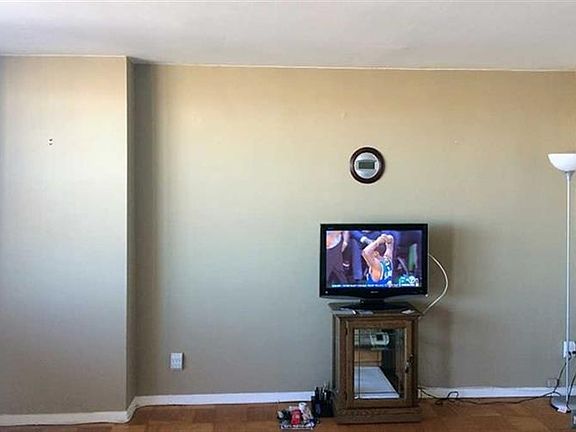 4th image of 6040 Boulevard E APT 16M