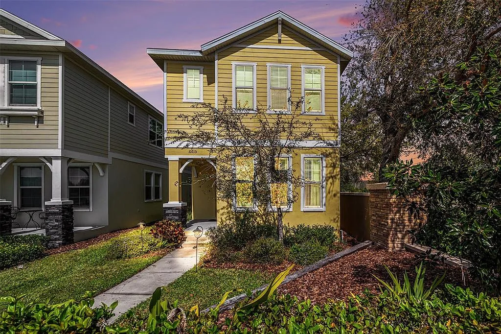3 bed, 2.5 bath, 1617 sqft, $2,800 — Photo 1