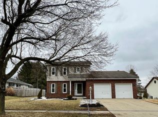 412 Ridgedale Dr, Circleville, OH 43113