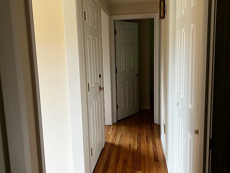 965 Worcester Rd — Photo 17