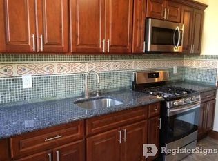 1854 Woodbine St, Ridgewood, NY 11385