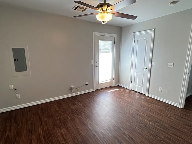9614 SW 17th St — Photo 21