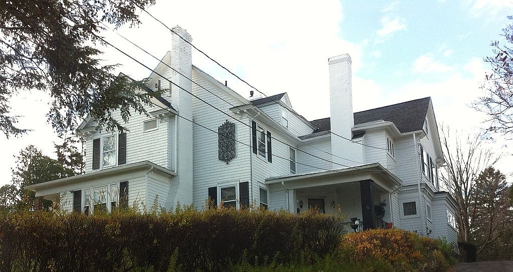 107 Sedgwick Dr, Syracuse, NY 13203 Zillow